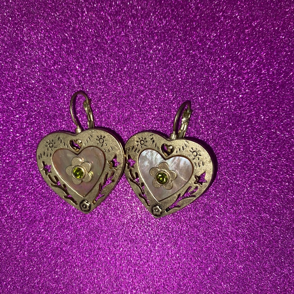Gold heart shaped earrings! So funky and cool!